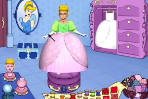 Disney's Princess Fashion Boutique 3