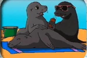 Vitsie Visits The Ocean 8